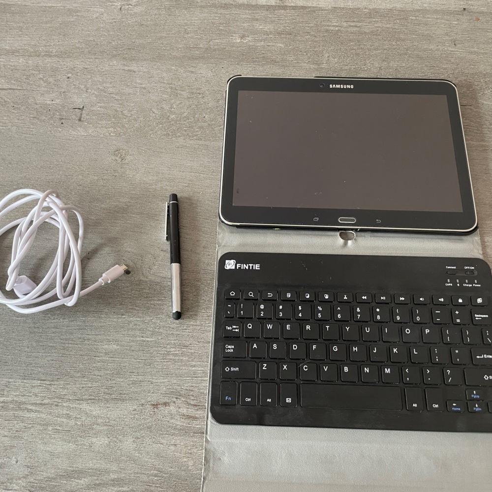 Samsung Galaxy Tab 4 10.1